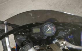 YAMAHA YZF-R1 1999 RN011