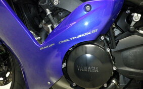 YAMAHA YZF-R1 2002 RN09