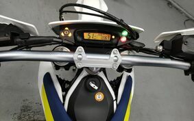 HUSQVARNA 701エンデューロ 2022 UEV