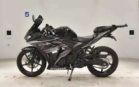 YAMAHA YZF-R25 A RG10J