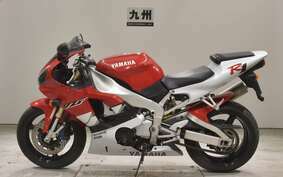 YAMAHA YZF-R1 2000 RN01