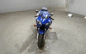 YAMAHA YZF-R6 2001 RJ036