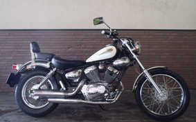 YAMAHA VIRAGO 250 1996 3DM