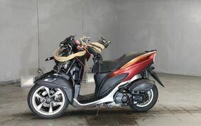 YAMAHA TRICITY 125 SE82J