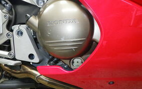 HONDA VFR800F 2015 RC79