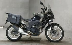 KAWASAKI VERSYS X250 TOURER LE250D