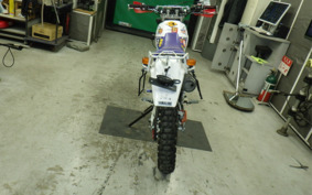 YAMAHA SEROW 225 W 4JG