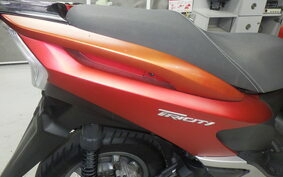 YAMAHA TRICITY 125 SE82J