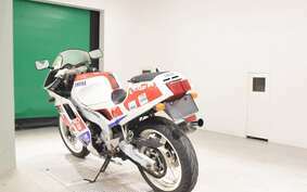 YAMAHA FZR250 R 3LN