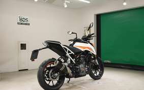 KTM 390 DUKE 2024