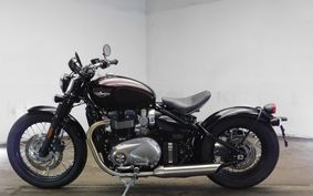 TRIUMPH BONNEVILLE BOBBER 2017 AD76HW