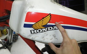 HONDA TLR200 MD09