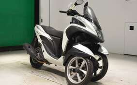 YAMAHA TRICITY 125 SE82J