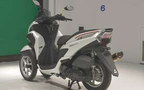 YAMAHA TRICITY 125 SE82J