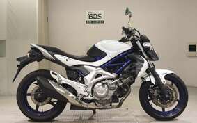 SUZUKI GLADIUS 2010 VK58A