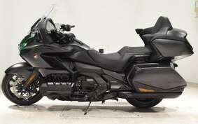 HONDA GL 1800 GOLD WING TOUR DCT 2022 SC79