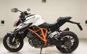 KTM 1290 SUPER DUKE R 2019 V3940