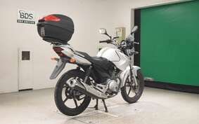 YAMAHA YBR125 RE05