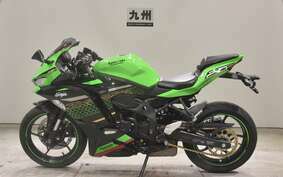 KAWASAKI ZX-25R ZX250E