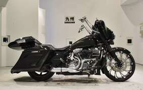 HARLEY FLHTCUSE 1800CVO 2011 PR8