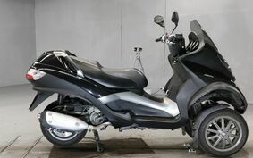 PIAGGIO MP3 250 RL M472