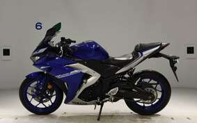 YAMAHA YZF-R25 A RG10J