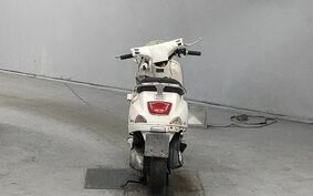 VESPA LX125IE M68100