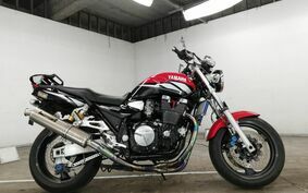 YAMAHA XJR1300 2000 RP03J