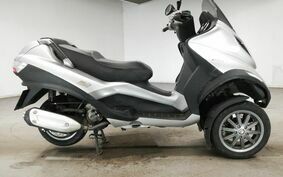 PIAGGIO MP3 250 RL M472