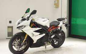 TRIUMPH DAYTONA 675 R 2015