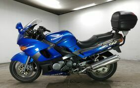 KAWASAKI ZZ-R600 2003 ZX600E