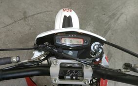 HUSQVARNA SM250R 不明