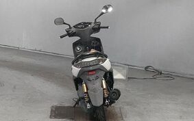 YAMAHA CYGNUS 125 X SR SE44J