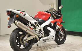 YAMAHA YZF-R1 2000 RN01