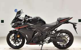 YAMAHA YZF-R25 RG10J