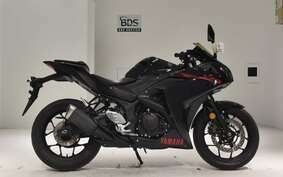 YAMAHA YZF-R25 A RG10J