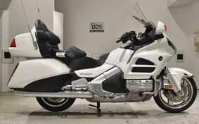 HONDA GL 1800 GOLD WING 2012 SC68