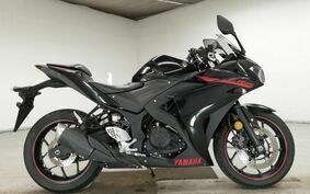 YAMAHA YZF-R25 RG10J