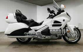 HONDA GL 1800 GOLD WING 2015 SC68