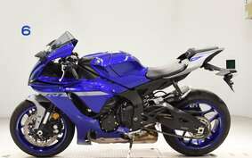 YAMAHA YZF-R1 2022 RN65