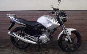 YAMAHA YBR125 2010 RE05