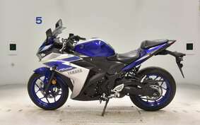 YAMAHA YZF-R25 RG10J