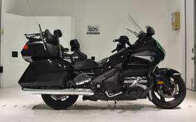 HONDA GL 1800 GOLD WING 2014 SC68