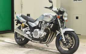 YAMAHA XJR1300 2000 RP03J