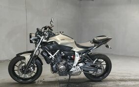 YAMAHA MT-07 2015 RM07J