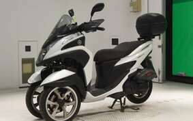 YAMAHA TRICITY 125 SE82J