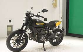 DUCATI SCRAMBLER ICON 2015