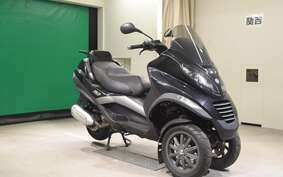 PIAGGIO MP3 250