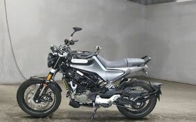 HUSQVARNA スヴァルトピレン125 JUA