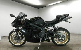 TRIUMPH DAYTONA 675 2012 MD1066